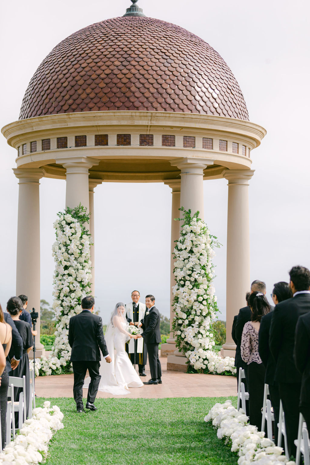Ceremony at the rotunda at The Resort at Pelican Hill