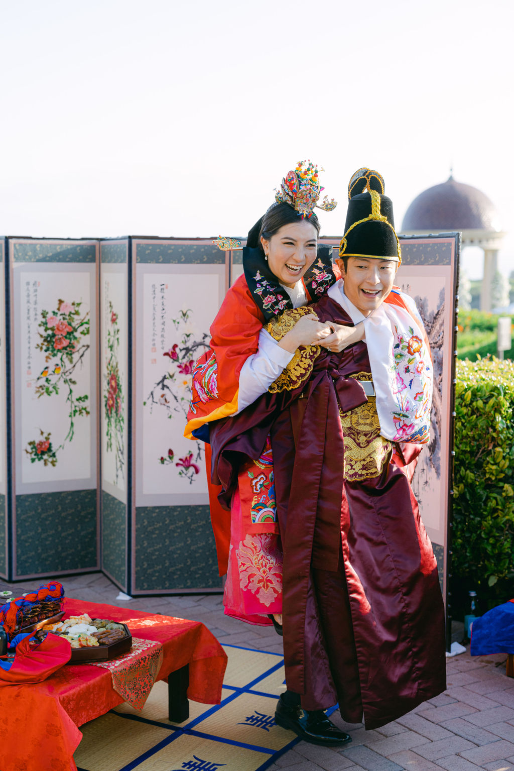The paebaek ceremony at Pelican Hill, the couple in hanbok