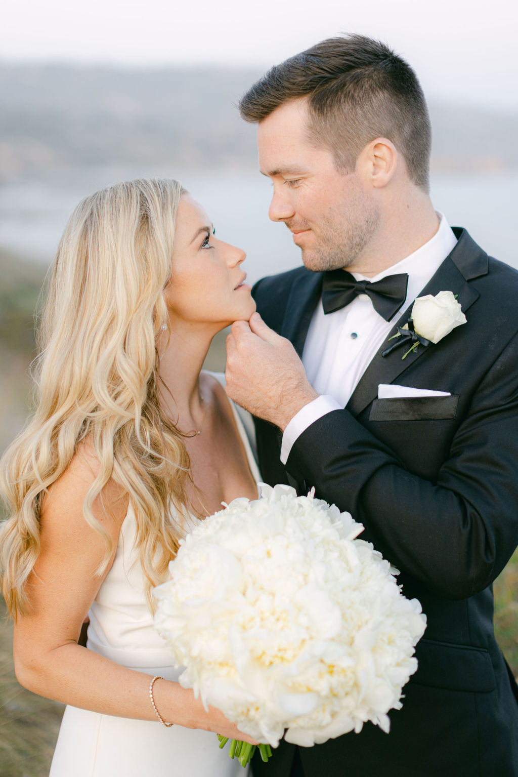 The bouquet between them