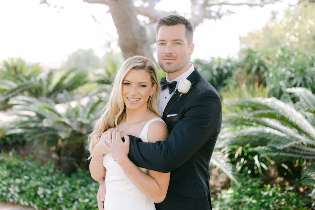 Hanna and Drew in the gardens